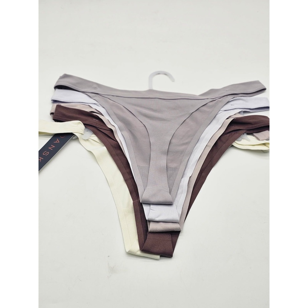 Danskin Panties Women Large Neutral NWT 5-Pack No-Show V-Front DS4683 Super Soft